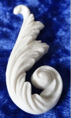 white resin moulding no. 26 right